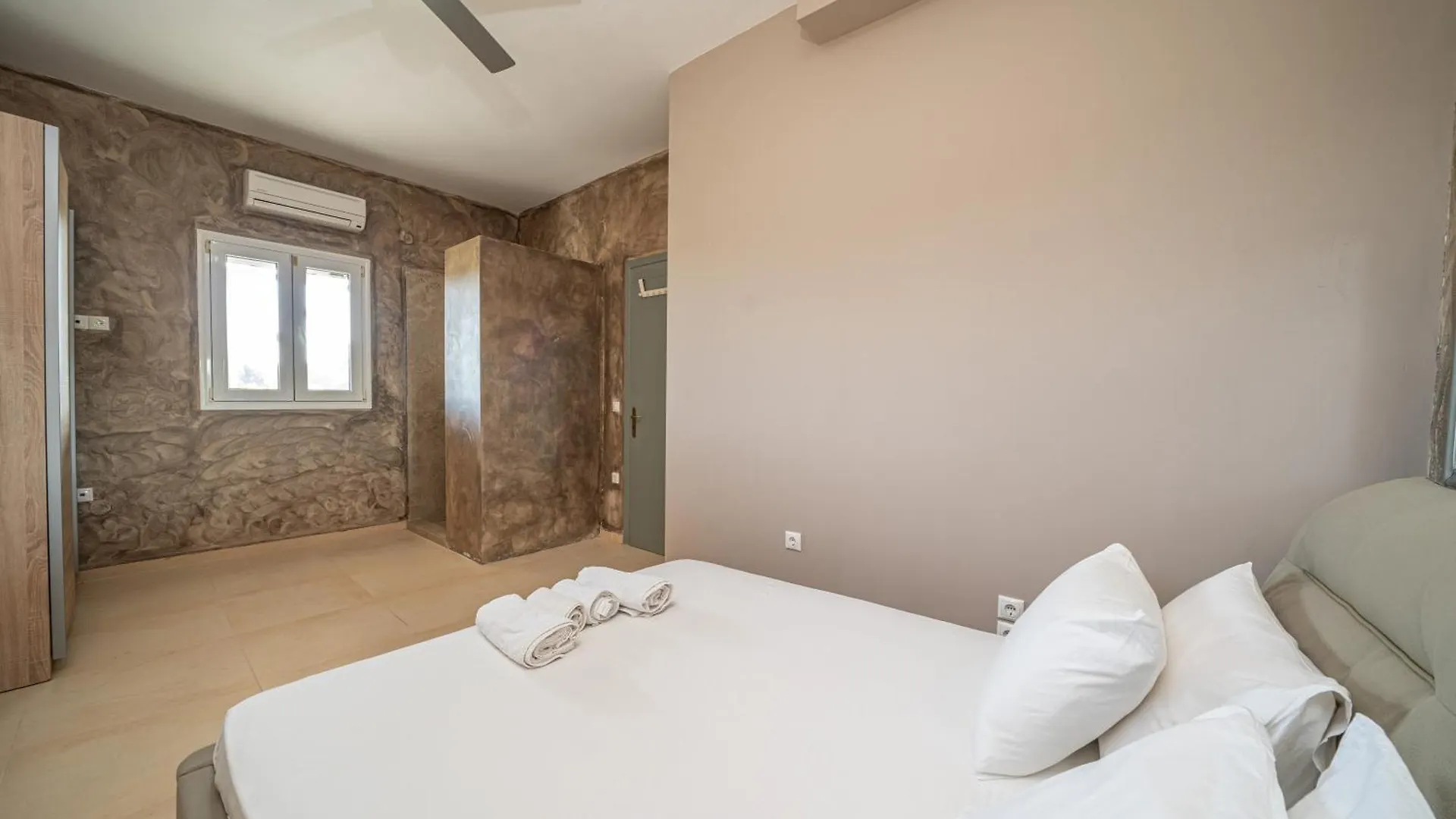 Villa De Bosset Zvoronáta 0*,  Görögország